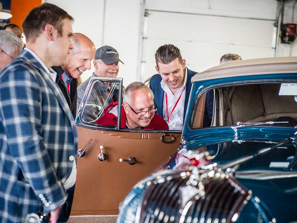 Digital Marketing agency hosts Giro De Eleganza event to raise money for LLS pictures of people and historic cars
