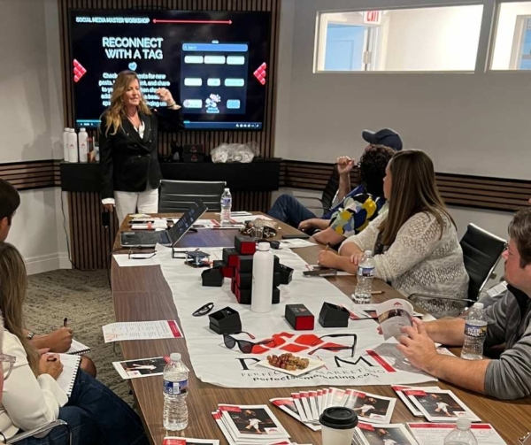 Perfect 6 social media class