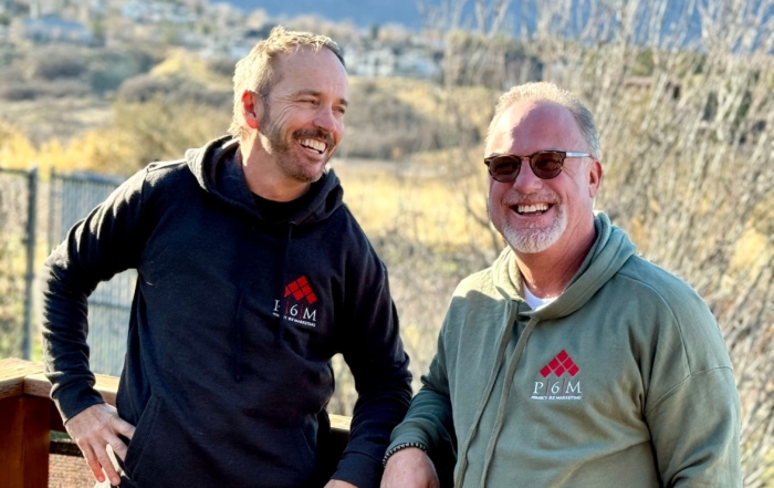 Coastal hood pullover vale soft hoodie lifestyle 7 700x441